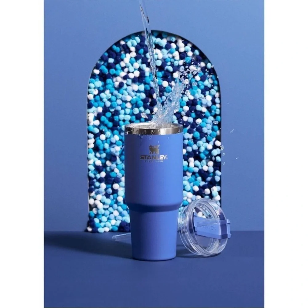 NEW Stanley x Target Quencher Travel Tumbler 30 oz in beautiful periwinkle color - Picture 5 of 6